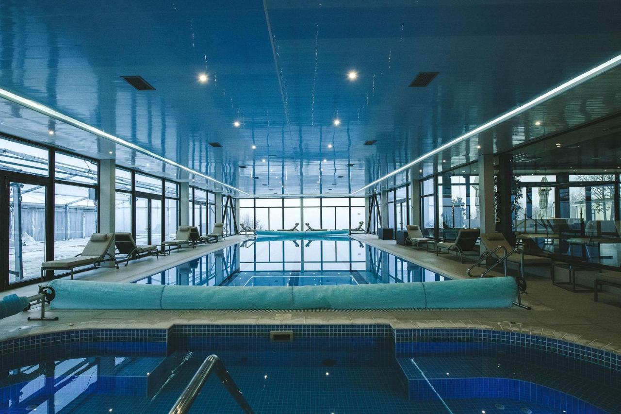 Hotel Villa Ekaterina Vakarel Bagian luar foto